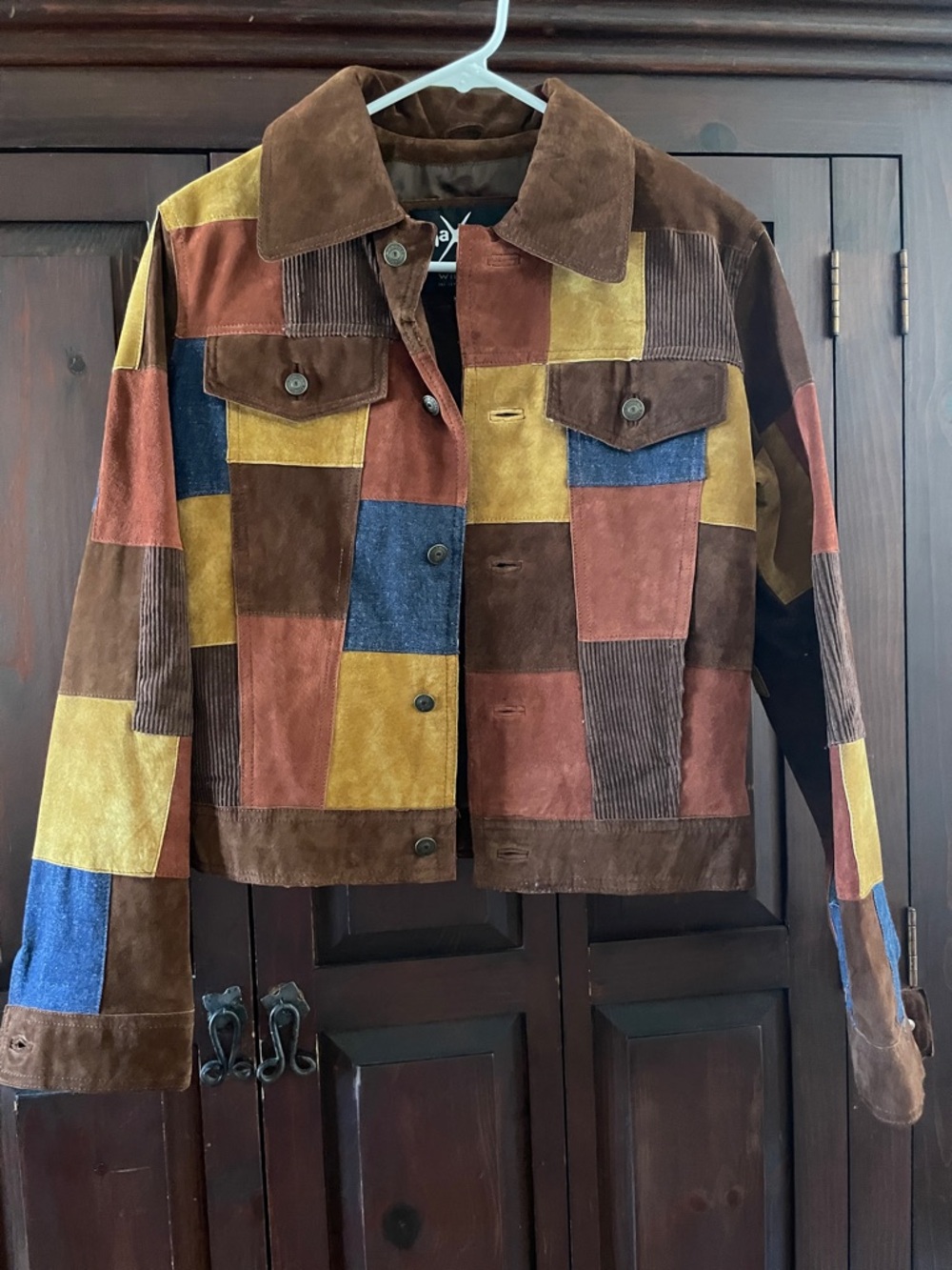 Patch jacket. Suede denim and corduroy.